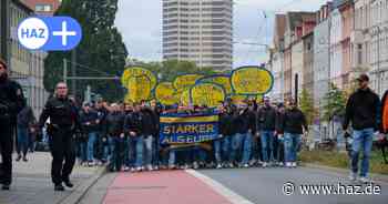 Hannover 96 gegen Eintracht Braunschweig: Fans demonstrieren vor dem Derby am 9. März