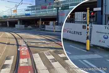 Eigenlijk had het al lang weg moeten zijn: stad en De Lijn raken het niet eens over “verwarrend verkeerslicht”