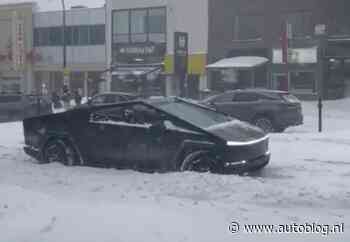 Video: Tesla Cybertruck vs sneeuw