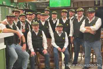 De Plakkers brengen eigen carnavalshit uit naar aanleiding van 100-jarig bestaan: “Onze voetbalwedstrijd wordt al gespeeld sinds 1928”