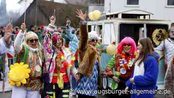 Beim Faschingsumzug in Straß feiern die Narren Jubiläum