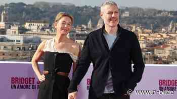 Regisseur Morris im Interview: "Bridget Jones führt mit Liebe und Chaos"