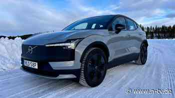 Klein, kompakt, fährt auf Eis: Volvo EX30 Cross Country - passt auch für die Stadt