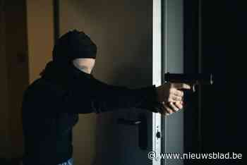 Bendelid ziet straf voor diefstallen dalen van zeven naar drie jaar: “Niet bewezen dat hij met vuurwapen zwaaide”