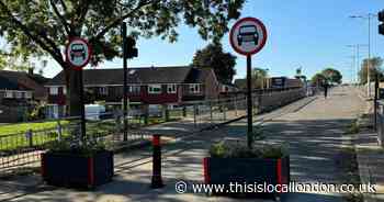 Labour accused of having 'head in sand' in row over closure of Woodford bridge