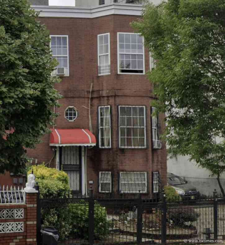 Permits filed for expansion of 2-story Longwood residential building