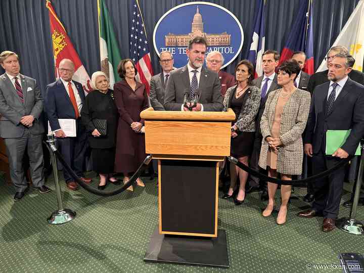 Bill to raise teacher pay passes Texas Senate