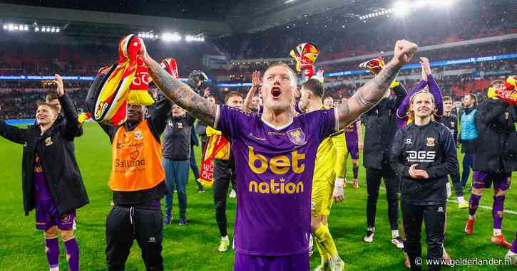 Sensatie in Eindhoven: Go Ahead Eagles knikkert PSV uit beker en bereikt voor het eerst in 60 jaar finale