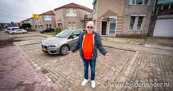 Aad heeft ineens drie parkeerplekken op privégrond: ‘Ik wil het opgelost hebben’