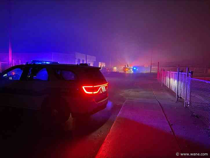 Pontiac Street crash leaves more than 900 I&M customers without power