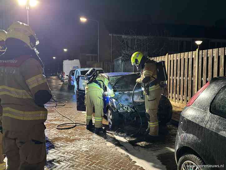 Opnieuw auto uitgebrand in Arnhem, politie onderzoekt brandstichting