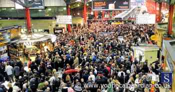 LIVE travel updates as several Underground lines closed and delayed