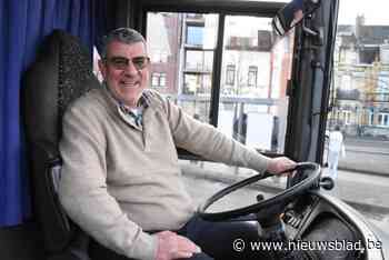 Staking op het spoor? Directeur haalt leerlingen zelf op met de schoolbus
