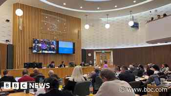 Maximum council tax hike rejected by councillors