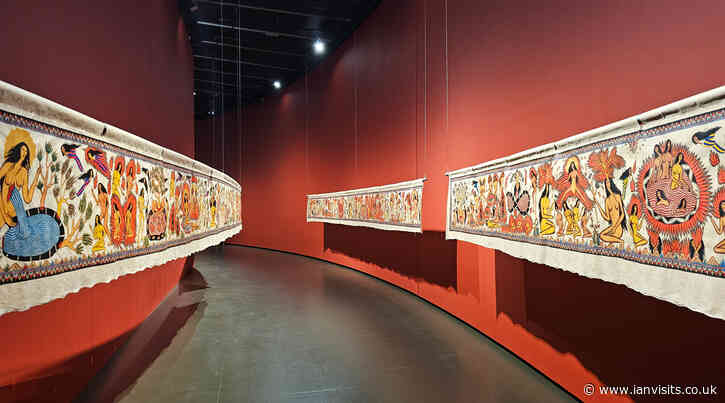 Doom scrolls and divine rebirth: A female take on Indonesian Kamasan painting