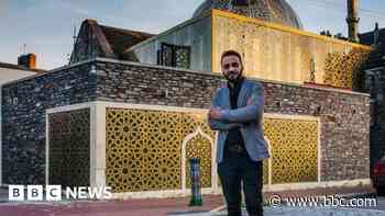 Magistrate given warning for posting Hamas video