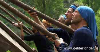 Nieuw tv-format: oud-voetballers strijdend op een tropisch eiland