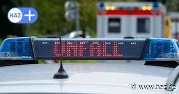 Hannover-Lahe: Auto prallt gegen Stadtbahn – Sperrung auf Üstra-Linie 3