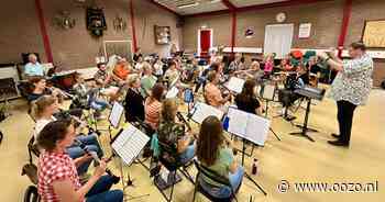 Luister naar muziek onder het genot van high tea in Waddinxveen
