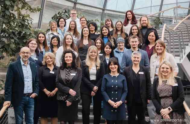 Spezielle Pflege auf Stroke Units - Qualifizierungslehrgang am RHÖN-KLINIKUM Campus Bad Neustadt erfolgreich beendet