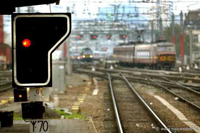 Een op de acht werkende Brusselaars is in Vlaanderen tewerkgesteld