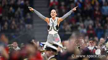 Katy Perry will launch to space with historic all-female crew on Blue Origin rocket