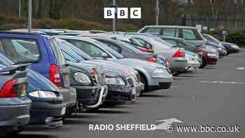 U-turn in Sheffield parking row