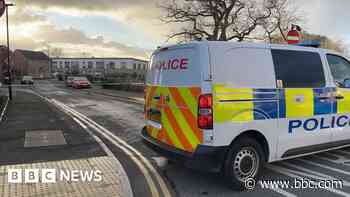 Man arrested after bomb hoax at  primary school