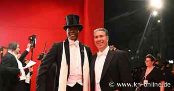 Wiener Opernball glitzert ohne Lugner mit Sternchen statt Stars