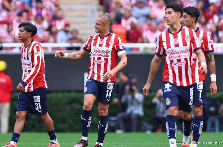 Se va un histórico del Rebaño; Chivas ya planea sus primeras bajas para el Apertura 2025