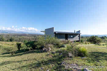 Mountain Lodge 14-Leguas / 3164.estudio + SDF Arquitectos