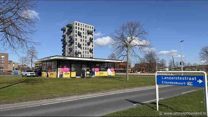 Almere - Coffeeshop aan Evenaar in Almere Buiten van de baan