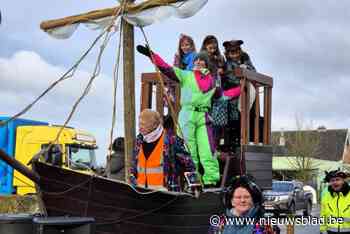 Jong en oud genieten van de carnavalstoet mét confetti