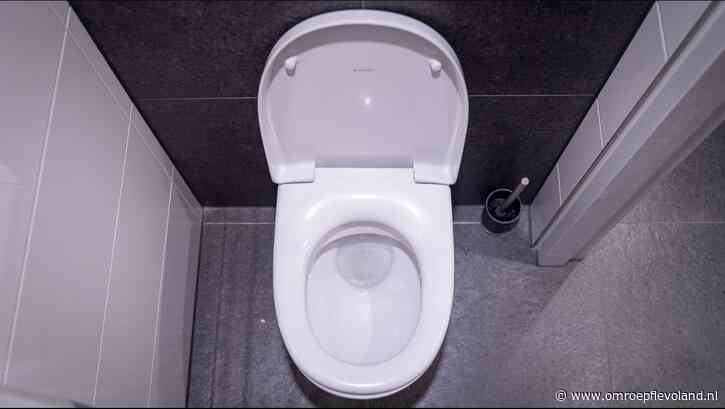 Almere - Motie voor meer openbare toiletten aangenomen