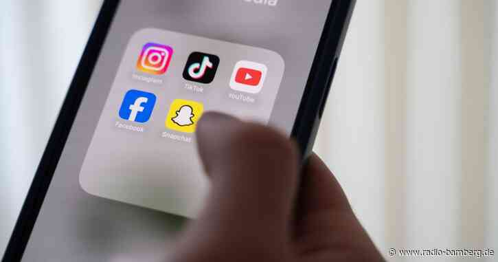 Studie: Junge Menschen sind fast 200 Minuten am Tag online