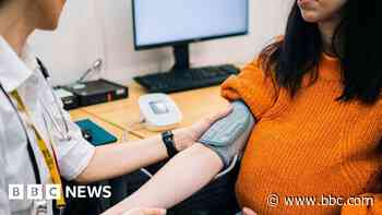 GPs strike deal to help end '8am scramble' for appointments