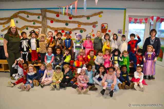 Regenweer houdt carnavalistjes van GBS Relegem niet tegen