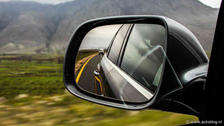 Autospiegels zijn de nieuwe autoradio