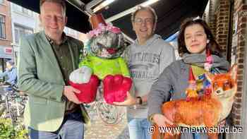 Sjarabang fleurt 127 Mechelse winkeletalages op met 170 beelden: “Fantastisch om zo’n mooi podium te krijgen”