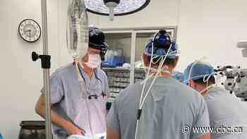 For the 1st time in Canada, surgeons put teeth in patients' eyes to restore sight