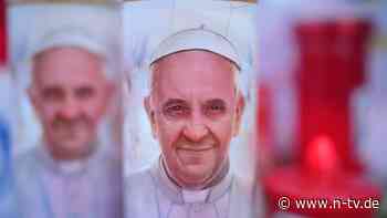 "Prognose bleibt verhalten": Papst Franziskus erleidet Rückfall
