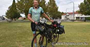 Cyclist spurred on by his mother in 'big loop' around Australia that began in NSW