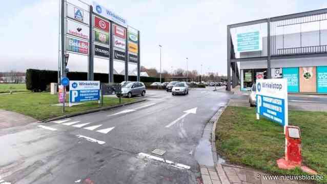 Toegang naar winkelboulevard Winkelstap wordt een maand lang afgesloten voor werken aan voetgangersoversteekplaats op Bredabaan