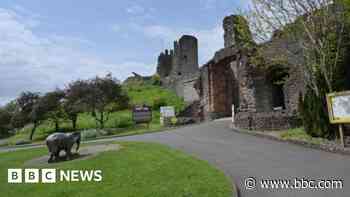 Discounted zoo entry for benefits claimants