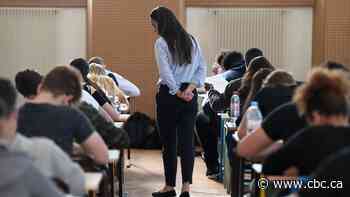 Manitoba Grade 12 students slipped in advanced math, French in 2024 provincial exams