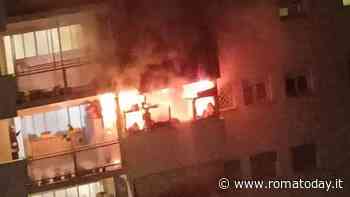 Incendio a Baldunina, appartamento avvolto dalle fiamme