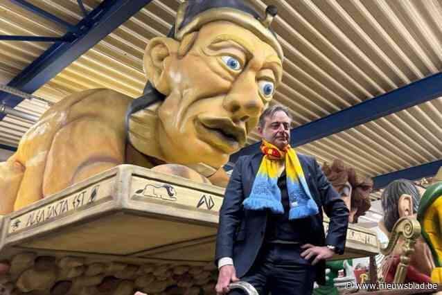 LIVE AALST CARNAVAL. Premier De Wever bezoekt carnavalshallen