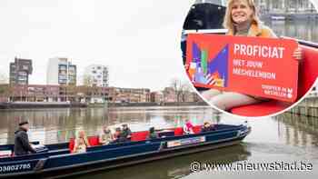 Mechelen verrast Frieda (64) als 500.000ste opstapper van shopping shuttle: “Ik neem de boot iedere zaterdag, het is een super initiatief”