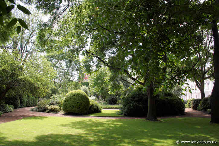 Last chance for Early Bird tickets to London Open Gardens Weekend