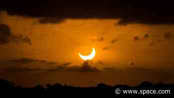 Partial solar eclipse 1 month away: The moon will take a 'bite' out of the sun on March 29